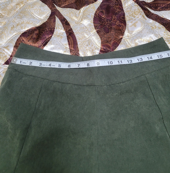 Laura Scott Faux Suede A-Line Skirt | Size 10 - Picture 5 of 7